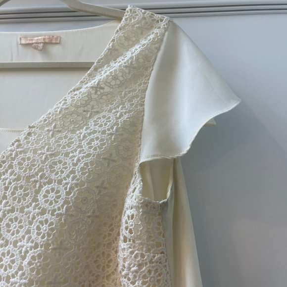 Skies Are Blue Lace Blouse - Picture 3 of 12